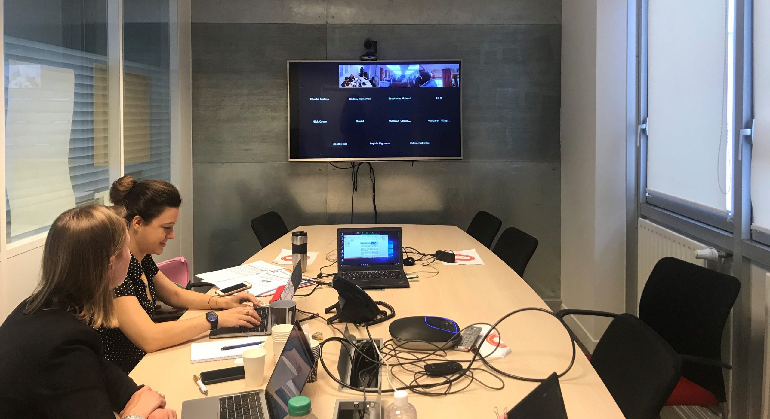 MEDISAFE experts conducting a webinar from Paris, Expertise France